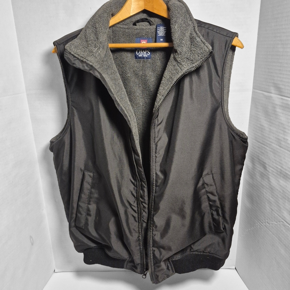 CHAPS Men’s Fleece-Lined Zip Vest – Size M‎ – Gray/Charcoal